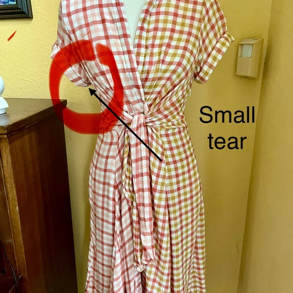 Anthropologie Plaid Wrap Dress in Pink and Yellow. XS please see photo for flaw - Picture 9 of 9